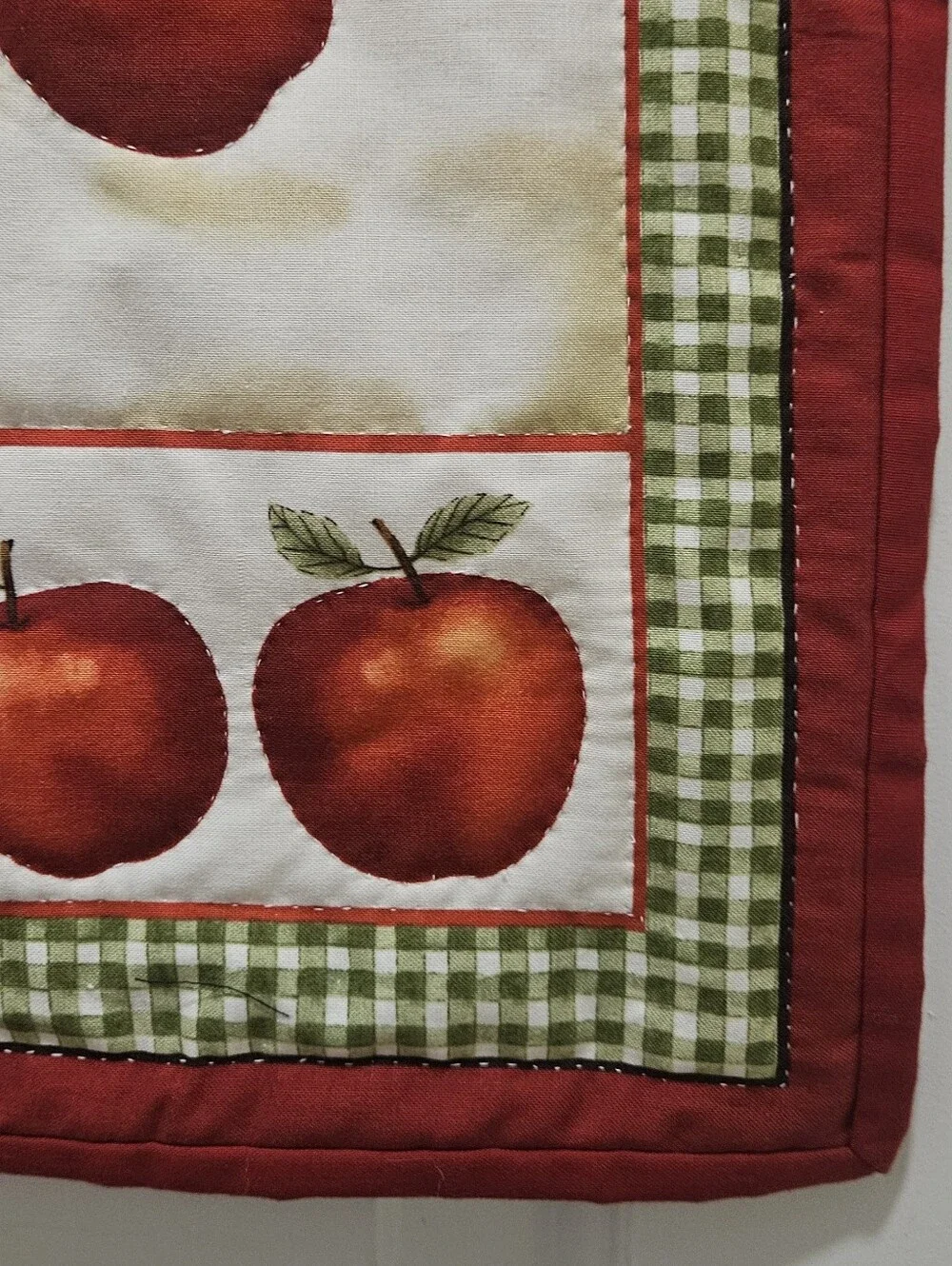 Vintage Quilted Wall Hanging Red Barn Apple Farm Country Cottagecore Tapestry